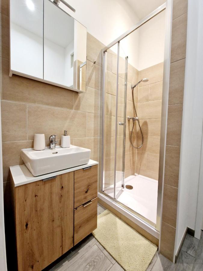 Adonis Apartment Wien Exteriör bild