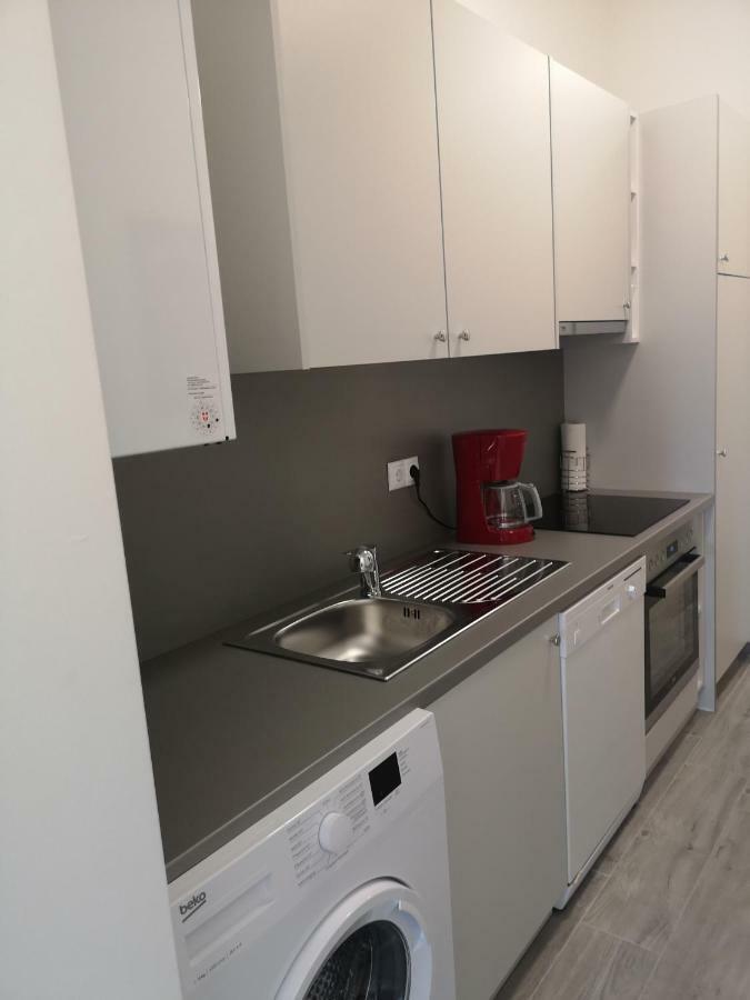 Adonis Apartment Wien Exteriör bild
